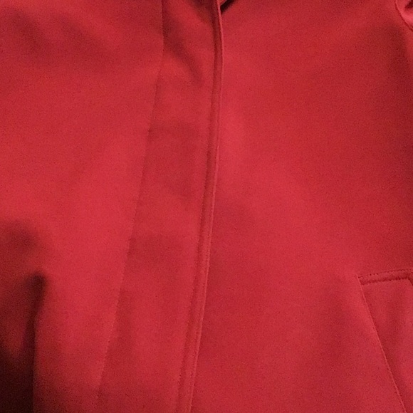 GALLERY PETITE RED TRENCH COAT WITH REMOVABLE BUTTON HOOD SZ PP - Picture 14 of 14